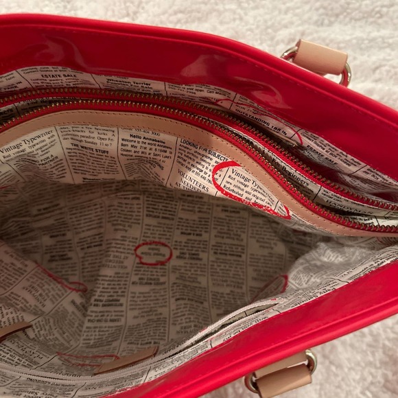 Kate spade patent leather red tote - Picture 6 of 6